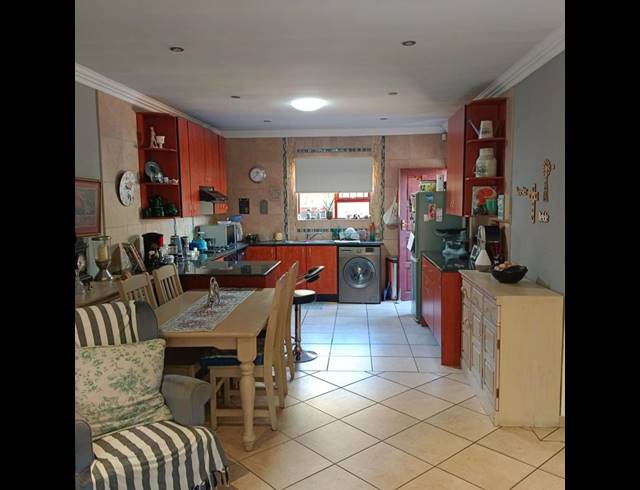 3 BEDROOM TOWNHOUSE FOR SALE IN BARTLETT